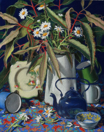 Coffee pot and daisies.